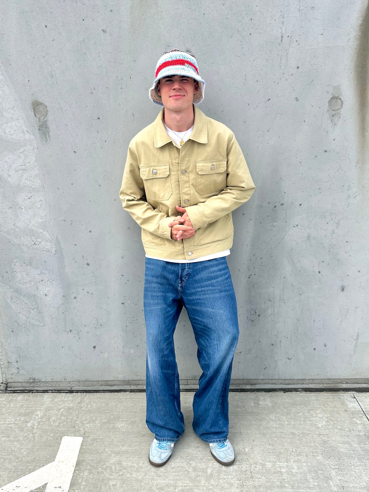 Bucket hat no. 08