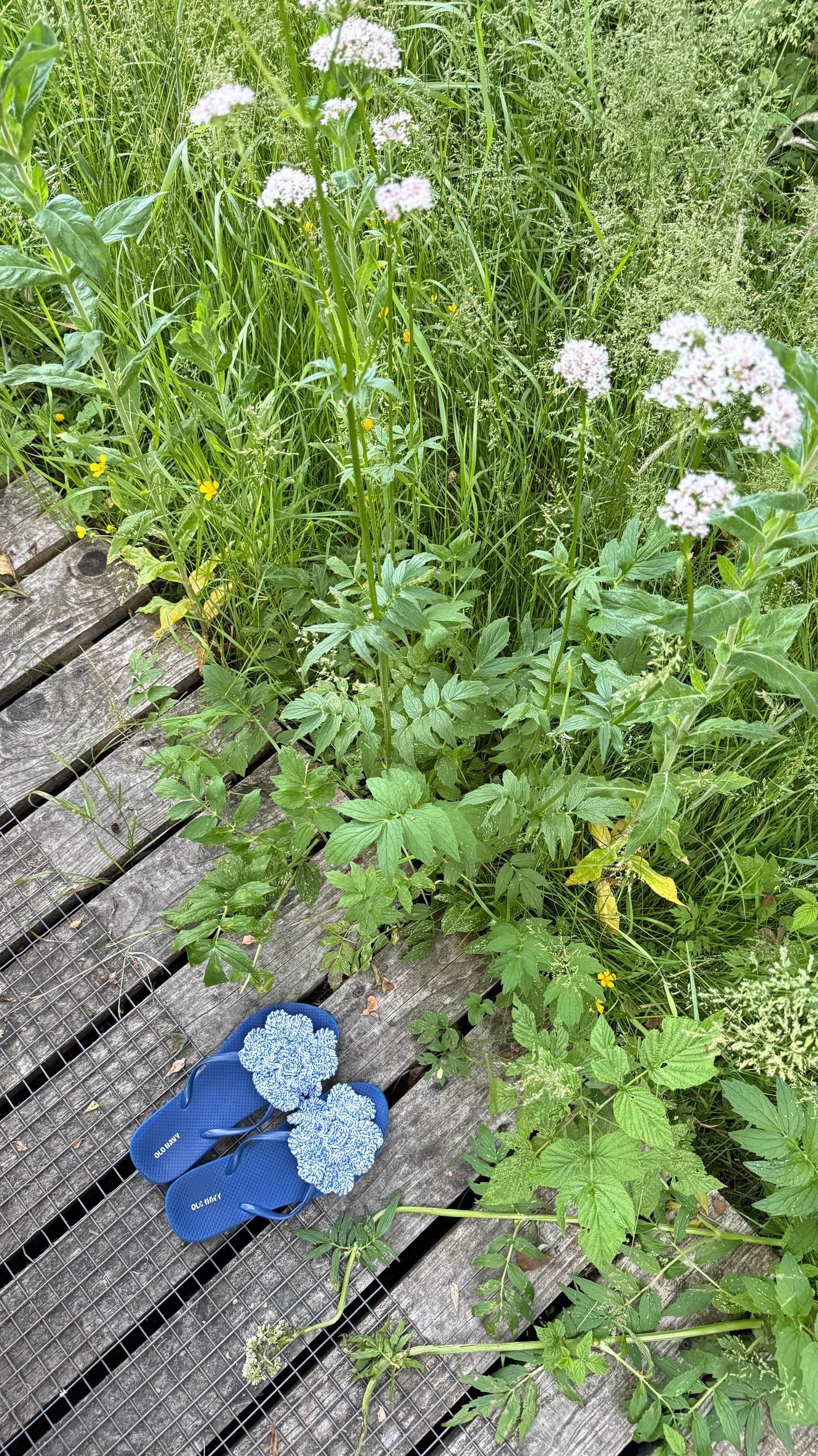 Flipflop flowers 3in1 crochet pattern
