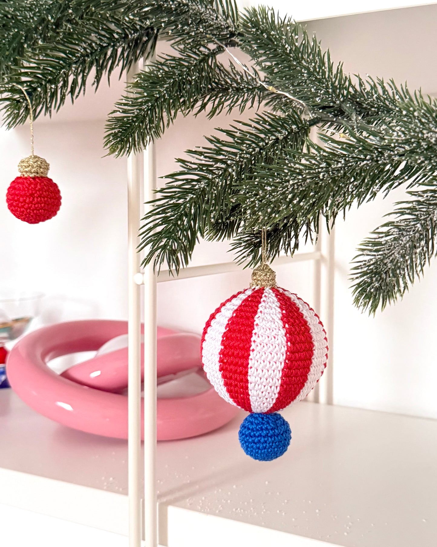 Striped ornament crochet pattern