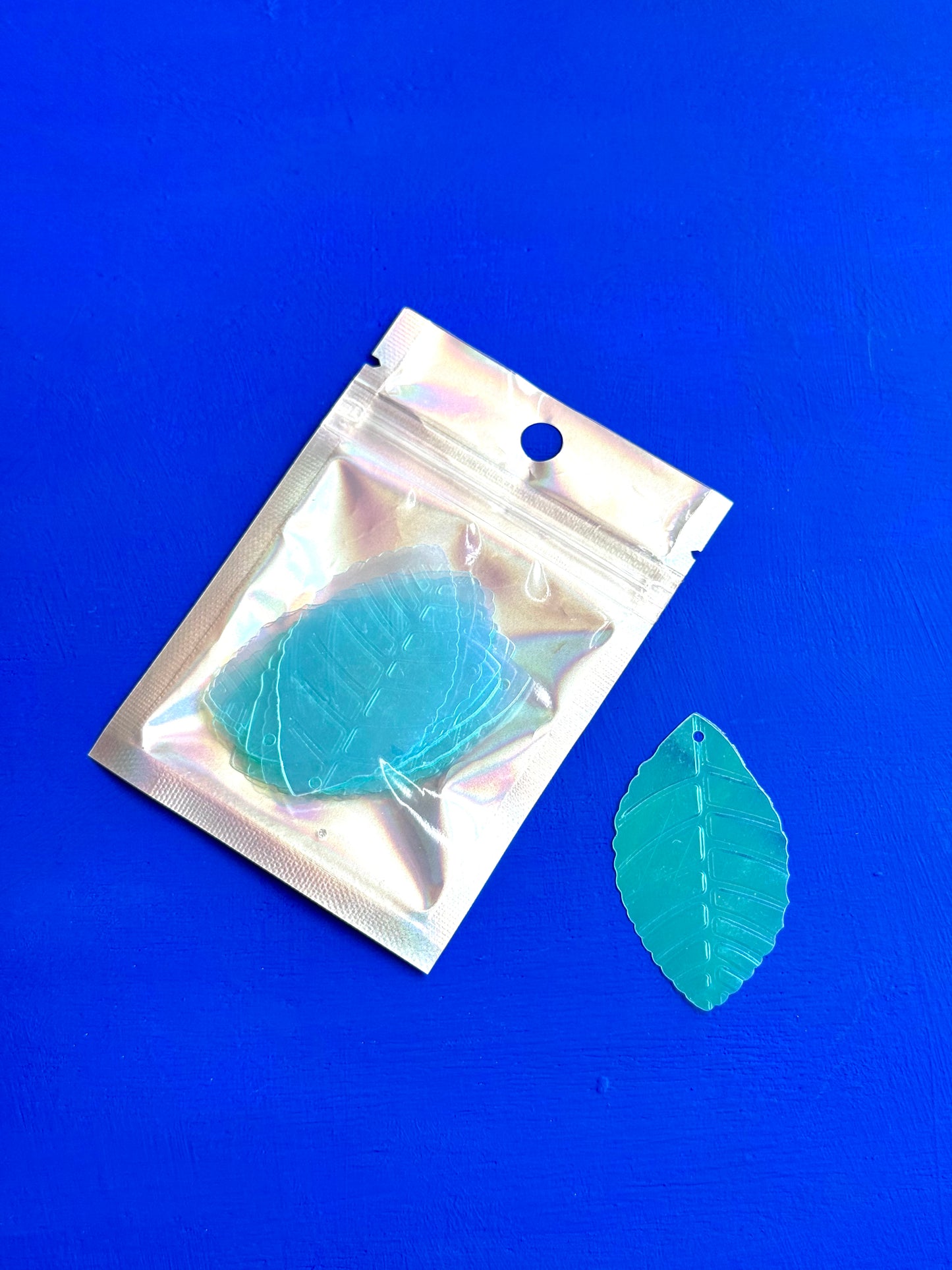 Leaf sequins (2 colorways)