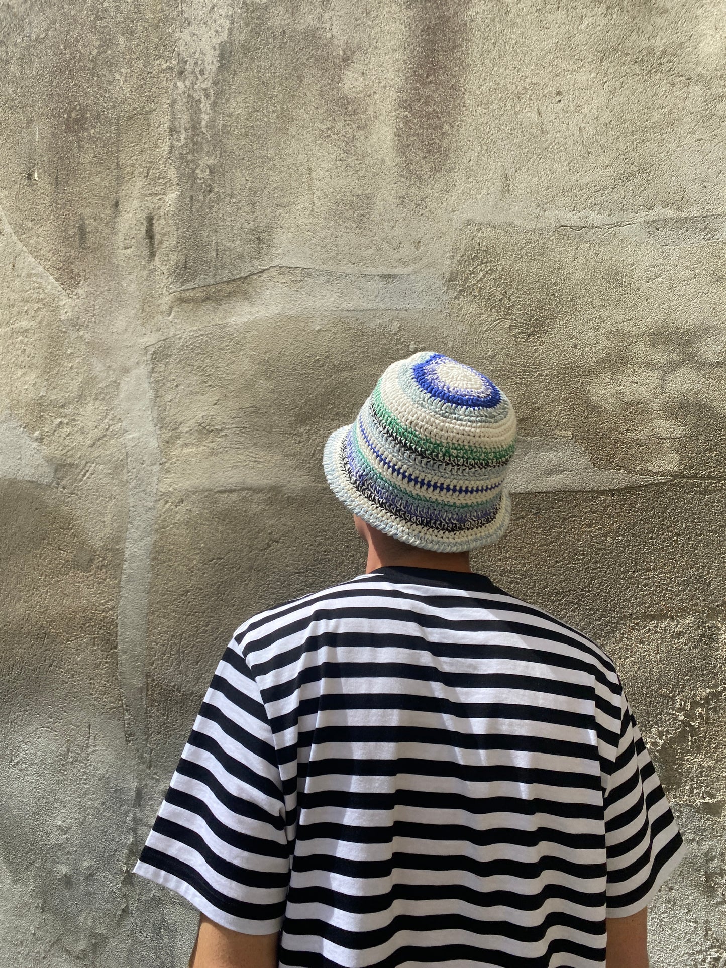 Scrap yarn bucket hat pattern