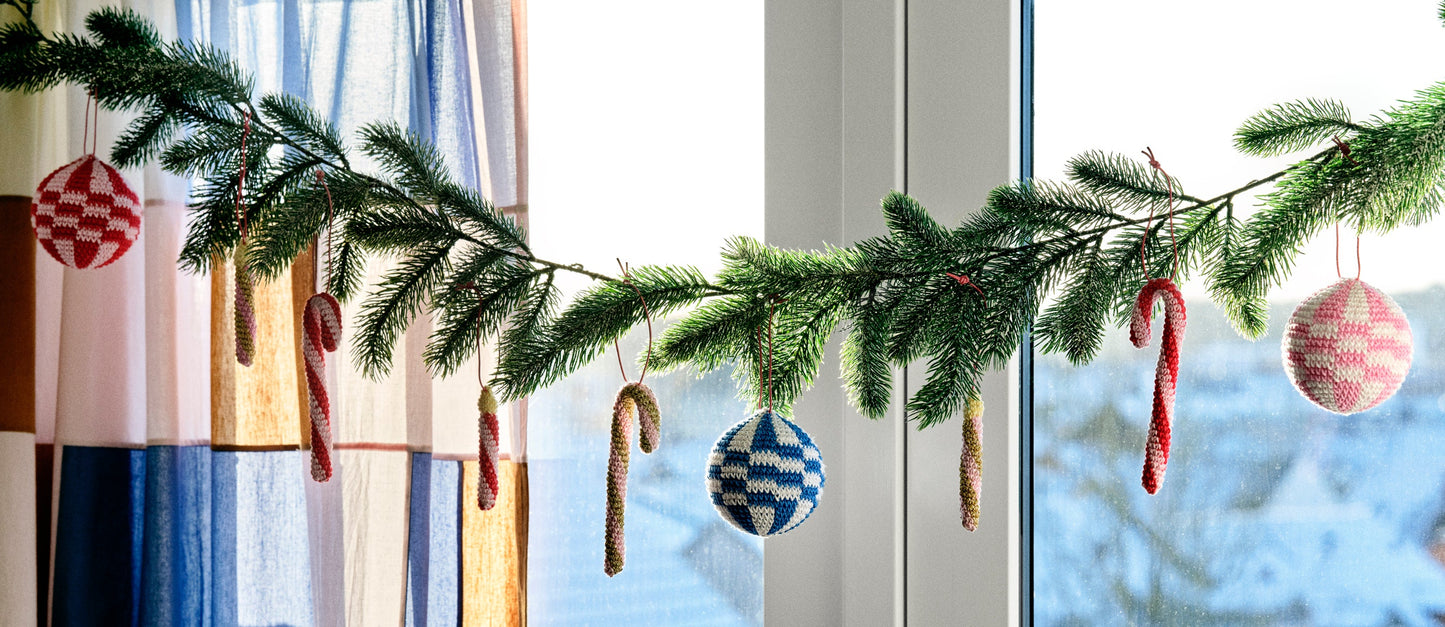 Checkered ornament - crochet kit (4 color options)